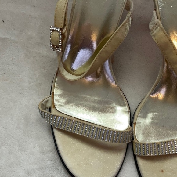 Valenti Franco Gold Heels with Rhinestone Embellishments - Picture 4 of 12